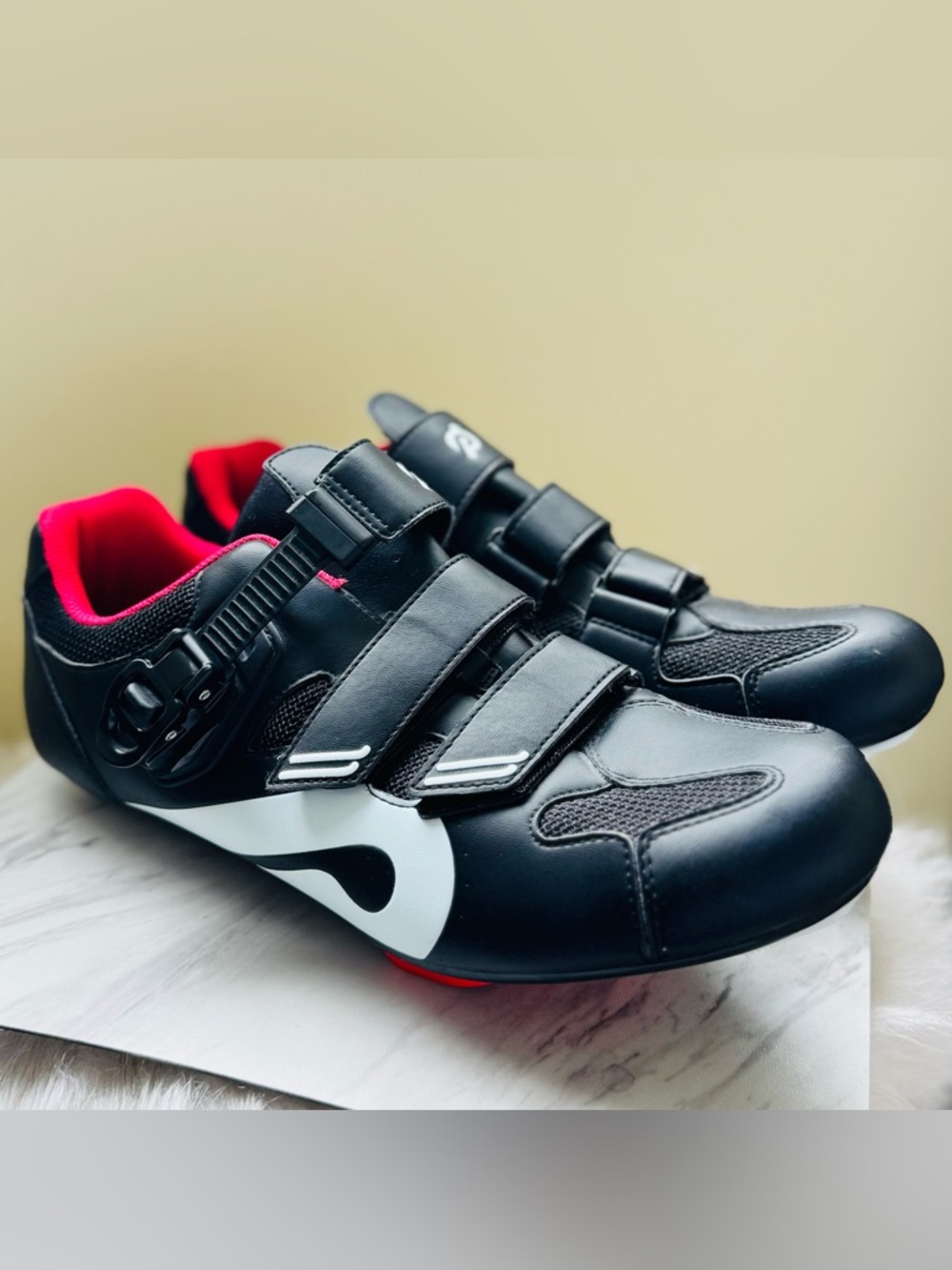 Peloton Bike Lock in‎ Cycling Shoes, Size 46 Euro, US 12,  Black/Red